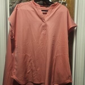 Women's Coral V-Neck Short Sleeve Top